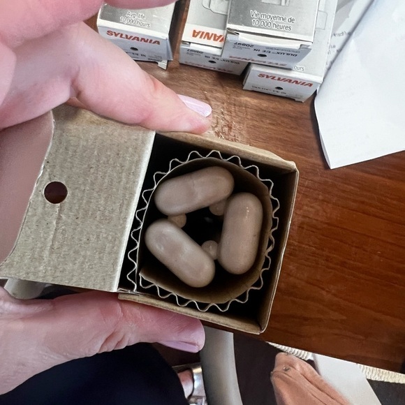 Sylvania Dulux T/E 4300 lumens 57w lightbulb set of 5 - Picture 4 of 5